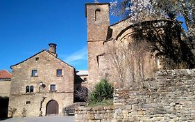 Casa-Abadia De Banaguas